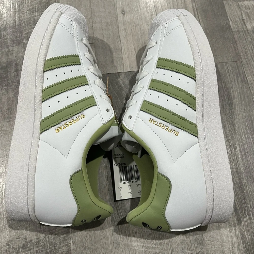 White magic Lime superstar - Picture 5 of 7